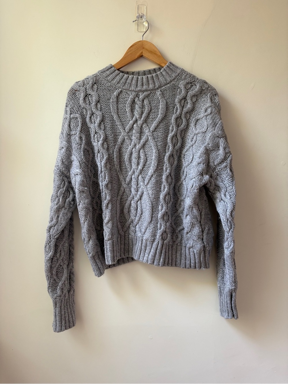 Cropped Aran Irish Sweater - Picture 5 of 11